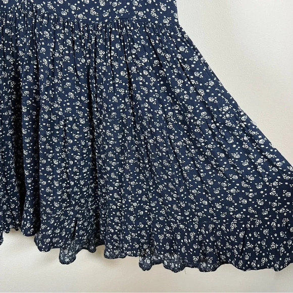 Brandy Melville Women's Mini Dress Navy Blue Floral Tiered Flowy Tie Back  Small - Picture 4 of 13